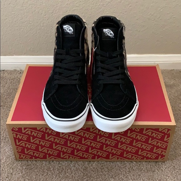 Vans Sk8-Hi (Leopard/Tiger) - Picture 2 of 8